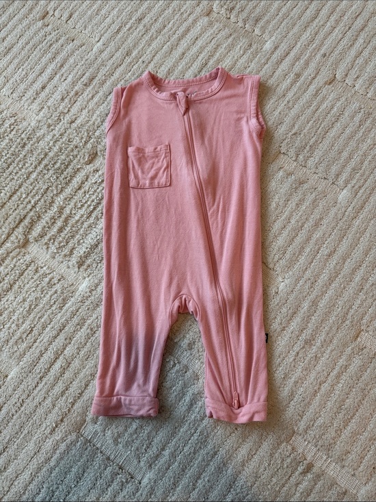Kyte BABY Other - Kyte BABY Dusty Pink Sleeveless Zipper Romper